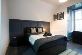 Modern Urban Escape in Moseley